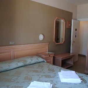 2* Hotel Esperia
